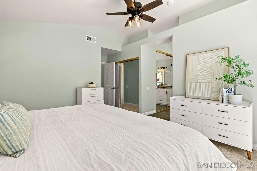 Photo 14 of 24 for 12666 Futura St